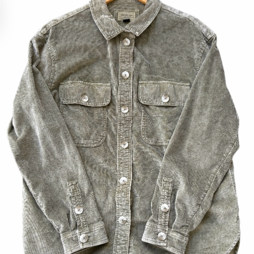 American Eagle Olive Green Corduroy Button-Up Shirt